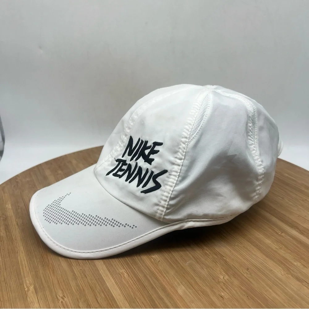 Nike nyc logo